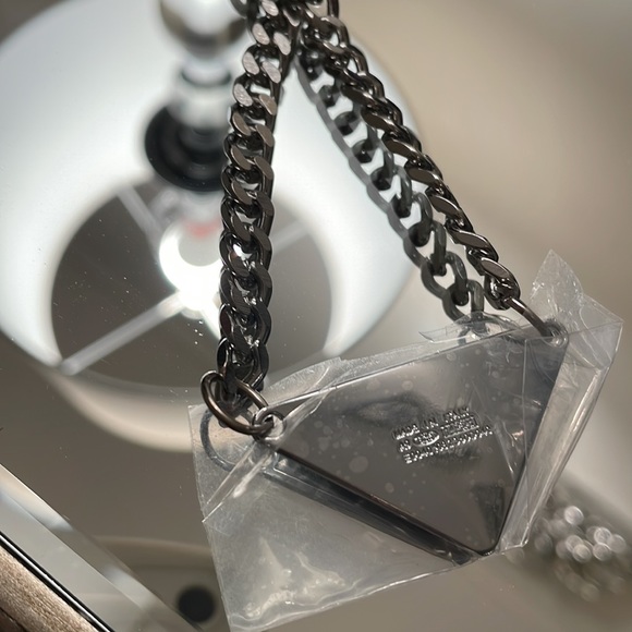 Prada Chain necklace - Picture 4 of 4